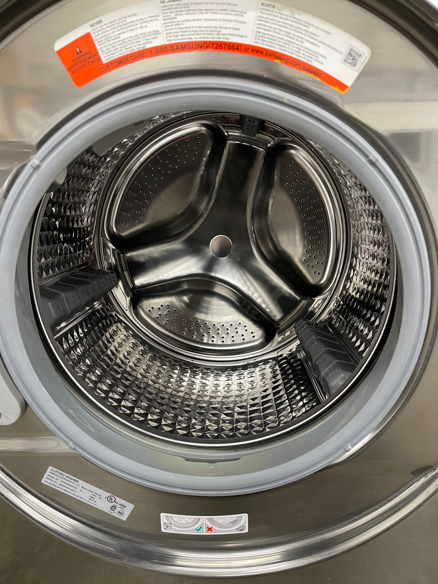 Samsung Front Load High Efficiency 4.2 Cu. Ft. Washer and 7.5 Cu Ft Electric Dryer Set in Platinum