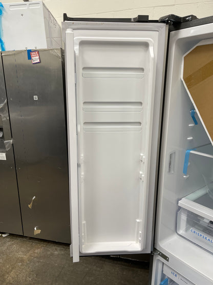 Frigidaire 17.6 Cu. Ft. Counter-Depth French Door Refrigerator
FRFG1723AV