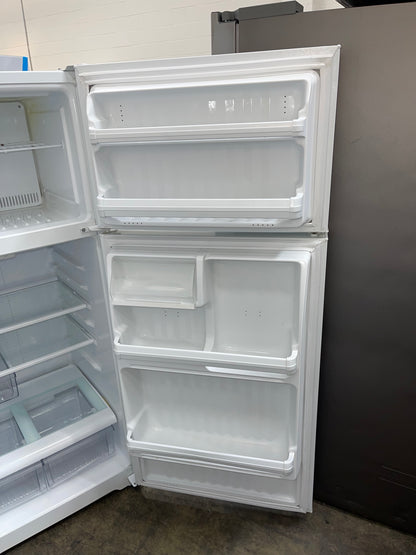 Hotpoint 15.8 Cu. Ft. Top-Freezer Refrigerator
HTS16GBRFRWW