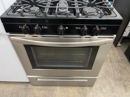 Overview
The Frigidaire FCRG305LAF is a 30-in freestanding gas range with five burners and a 5.0 cu ft capacity oven. It has a stainless steel exterior and a storage drawer. The cooktop features five sealed gas burners, including a 16,000 BTU Quick Boil B