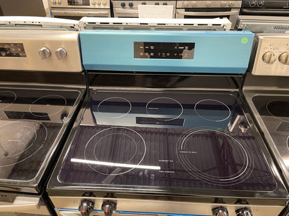 Frigidaire  FCRE3062AS
30 Inch Freestanding Electric Range with 5 Elements, 5.3 cu. ft. Capacity