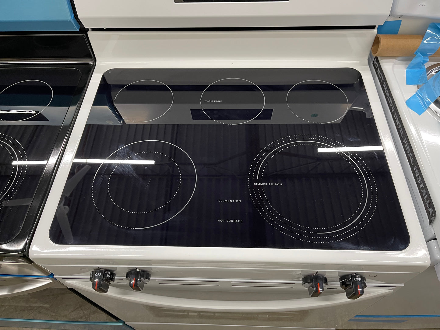 Frigidaire  FCRE3062AW
30 Inch Freestanding Electric Range with 5 Elements, 5.3 cu. ft. Capacity, EvenTemp Element, SpaceWise Element, Storage Drawer, and Steam Clean: White