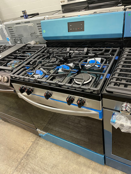 Frigidaire 30-in 5 Burners 5.1-cu ft Freestanding Gas Range in Stainless Steel-Model #FCRG3052BS