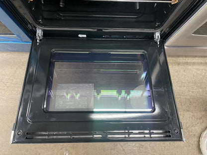 Frigidaire 30-in 5 Burners 5.1-cu ft Air Fry Convection Oven Freestanding Gas Range in Stainless Steel-Model #FCRG3083AS