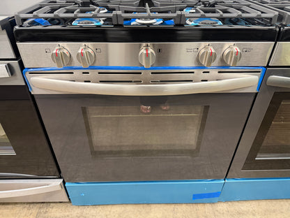 Frigidaire 30-in 5 Burners 5.1-cu ft Air Fry Convection Oven Freestanding Gas Range in Stainless Steel-Model #FCRG3083AS