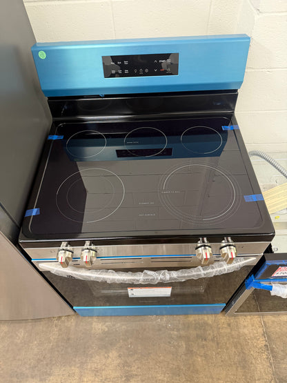 Frigidaire FCRE3062AS
30 Inch Freestanding Electric Range with 5 Elements, 5.3 cu. ft. Capacity