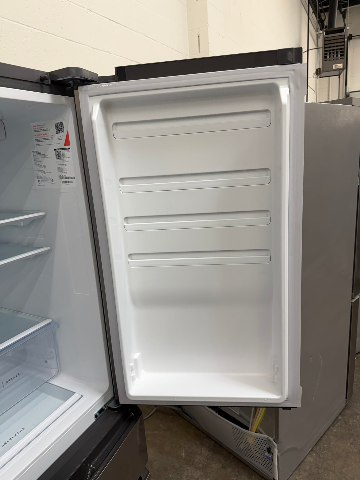 Frigidaire Gallery Series GRMC2273CF
36 Inch Counter-Depth French Door Refrigerator with 21.5 cu. ft. Capacity