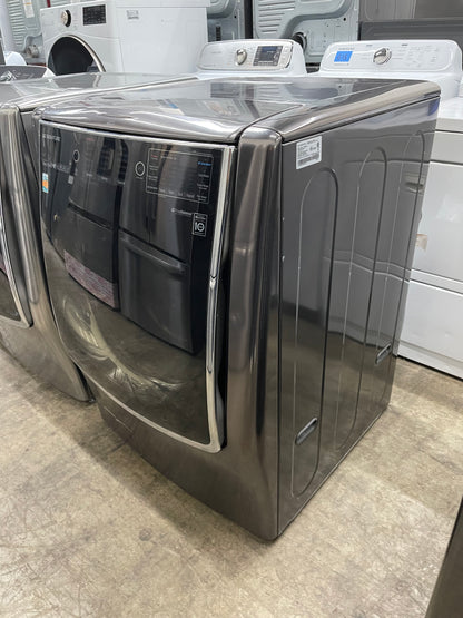 LG Signature TurboWash Series  WM9500HKA
30 Inch Front Load Smart Washer with 5.8 cu. ft. Capacity, LoDecibel Operation, TrueBalance System, SmartDiagnosis , ThinQTechnology, 14 Wash Cycles, Steam Cycle, Sanitize, TurboWash , Allergiene™, and ENERGY S
