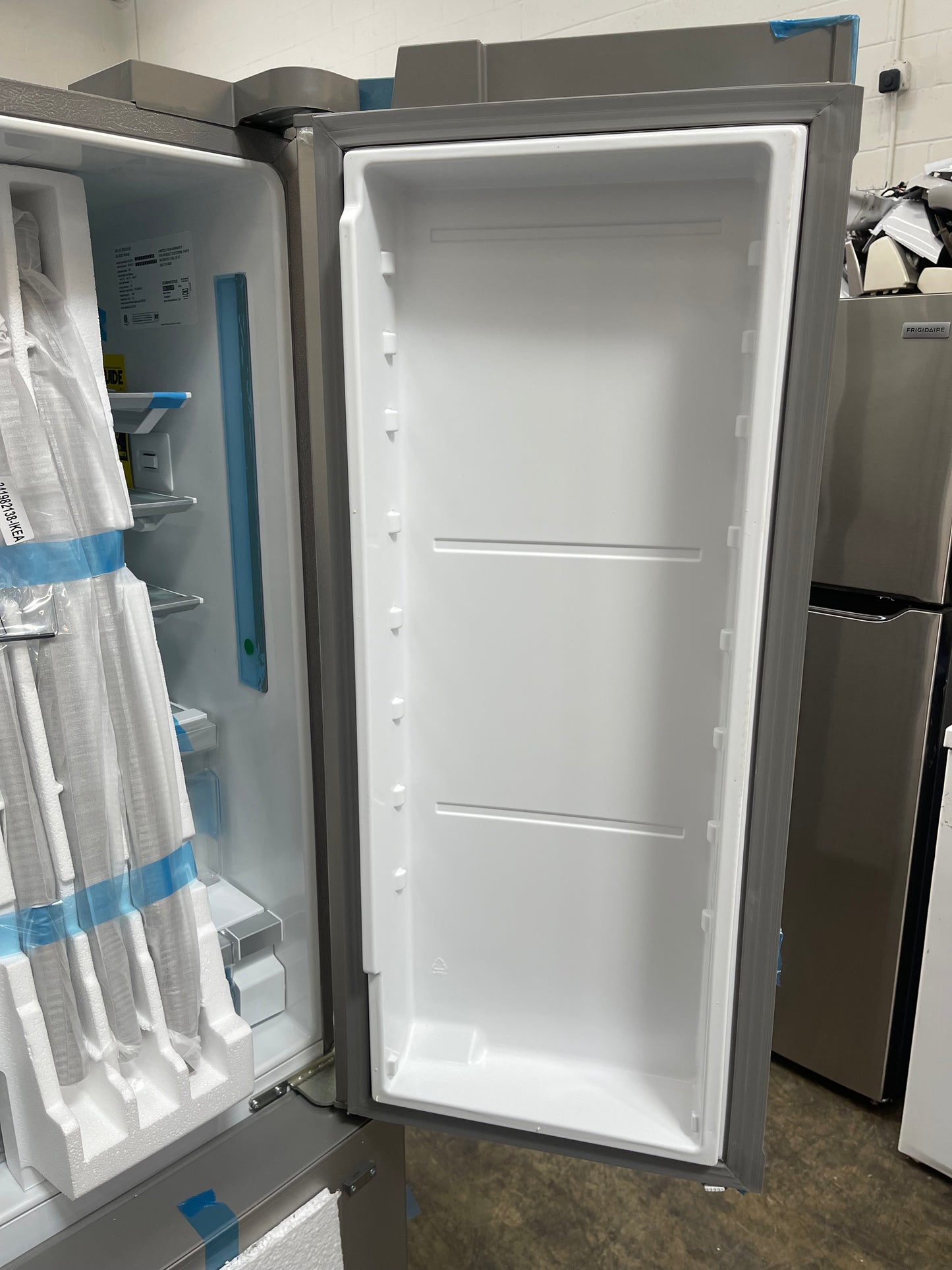 French door refrigerator, stainless steel color/counter-depth, 22.6 cu.ft Article Number 205.222.87 Brand
IKEA