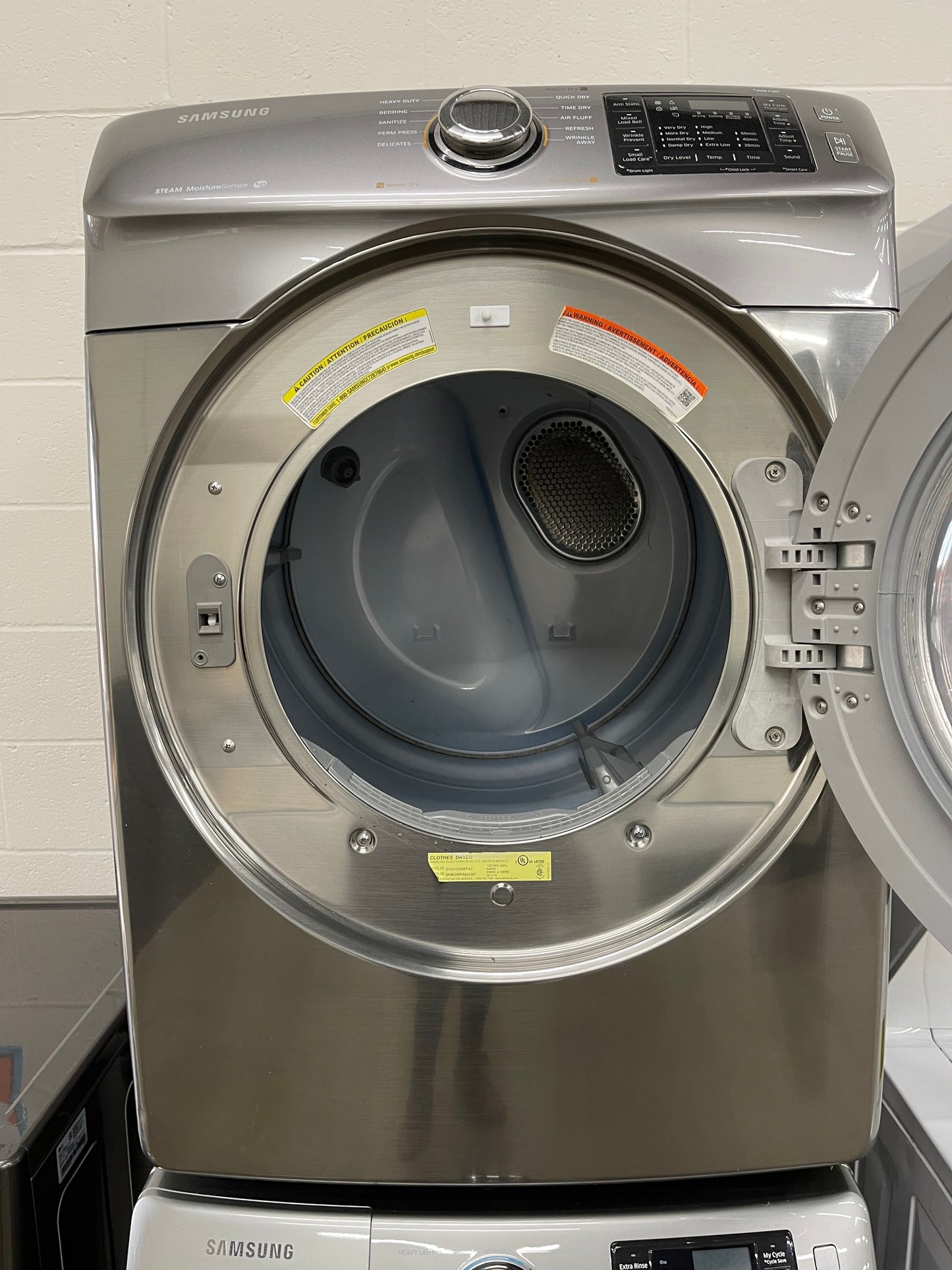 Samsung Front Load High Efficiency 4.2 Cu. Ft. Washer and 7.5 Cu Ft Electric Dryer Set in Platinum