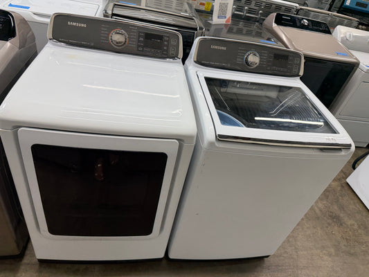 Samsung WA52M7750AW/A4 – 5.2 Cu. Ft. Top Load Washer and Samsung DVE52M7750W/A3 – 7.4 Cu. Ft. Electric Dryer
