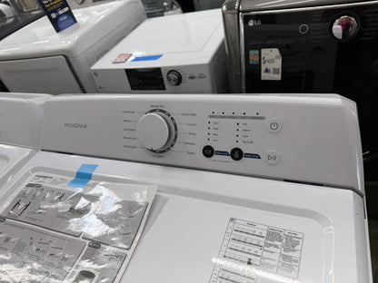 Insignia NS-TWM35W1 3.7 Cu. Ft. High Efficiency and Insignia- 6.7 Cu. Ft. Electric Dryer with Sensor Dry - White NS-TDRE67W1