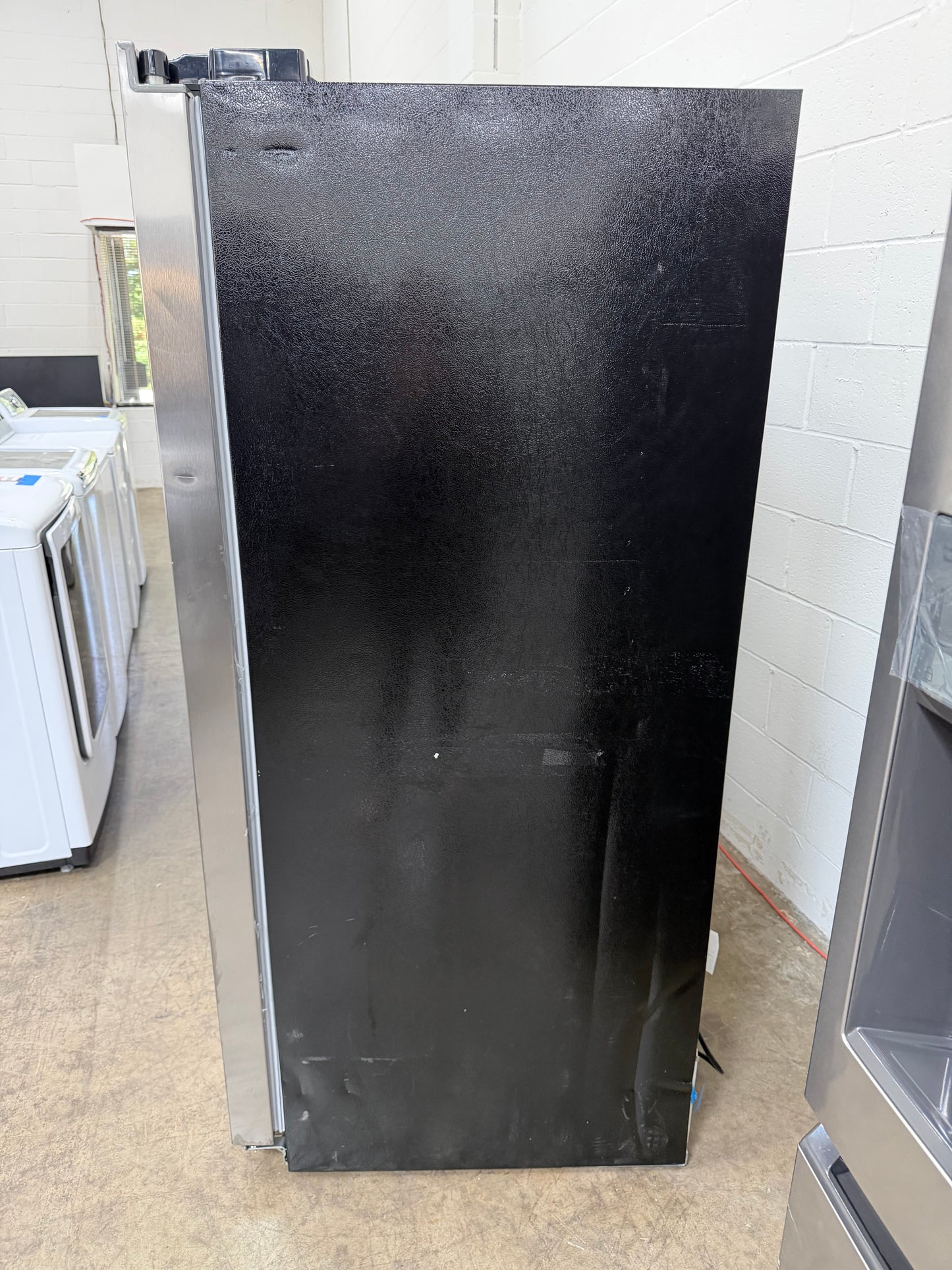 Frigidaire 25.6 Cu. Ft. Side by Side Refrigerator in Stainless Steel (02)