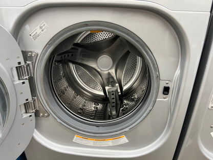 LG Front-Load 4.5-cu ft Washer and 7.4-cu ft Electric Dryer Set in Pure Silver