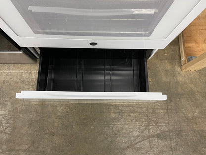 GE  JB750DJWW
30 Inch Freestanding Electric Range with True Convection, Fast Preheat, Power Boil, Warming Zone, Steam Self-Clean and 5 Smoothtop Elements 5.3 cu. ft. Oven: White