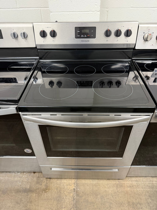 Frigidaire 30 in. 5 Burner Element Freestanding Electric Range in Stainless Steel-FCRE3052AS