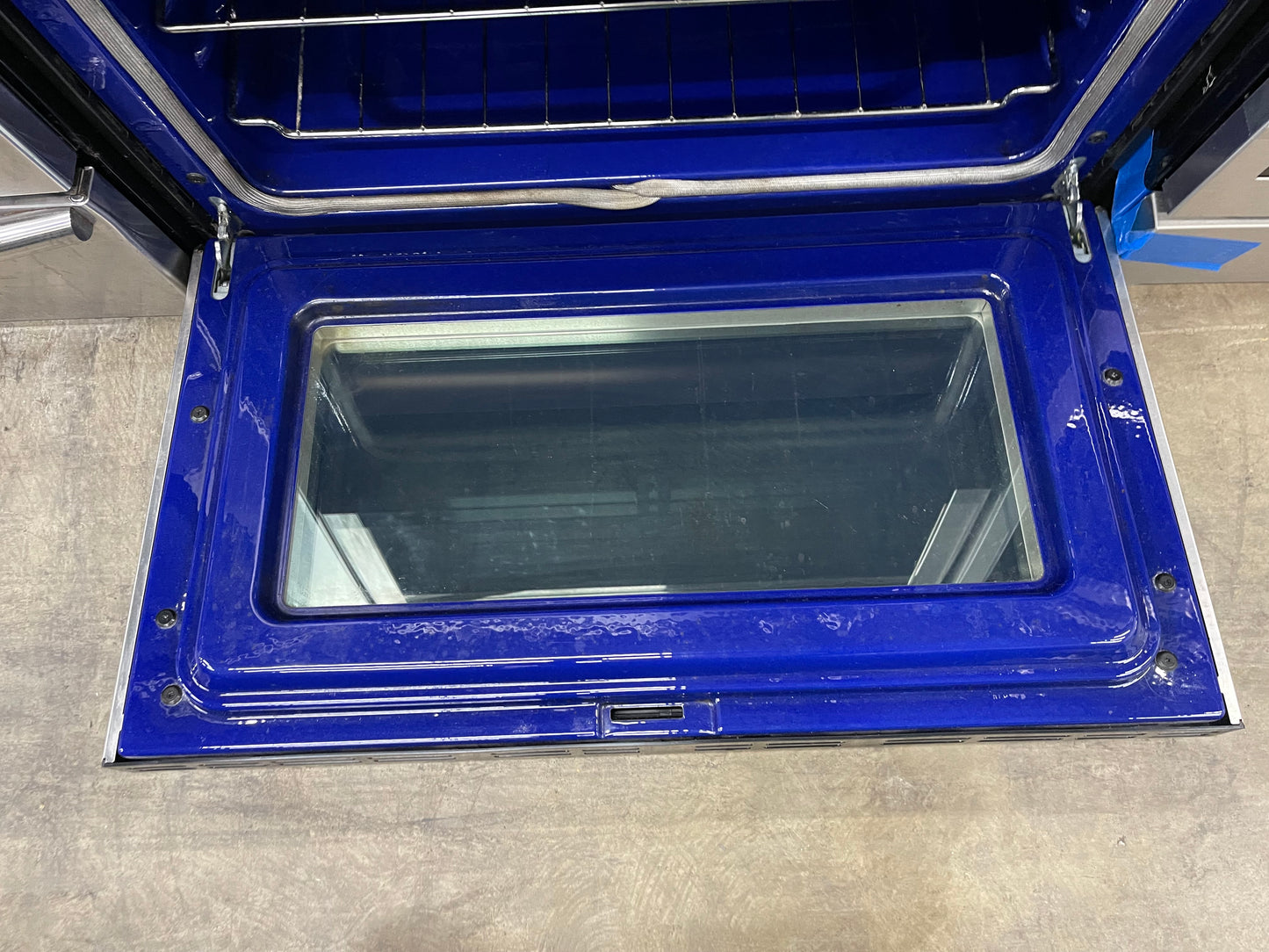 6.9 cu. ft. Gas Double Oven Range with ProBake Convection and EasyClean- Model:LDG4313ST