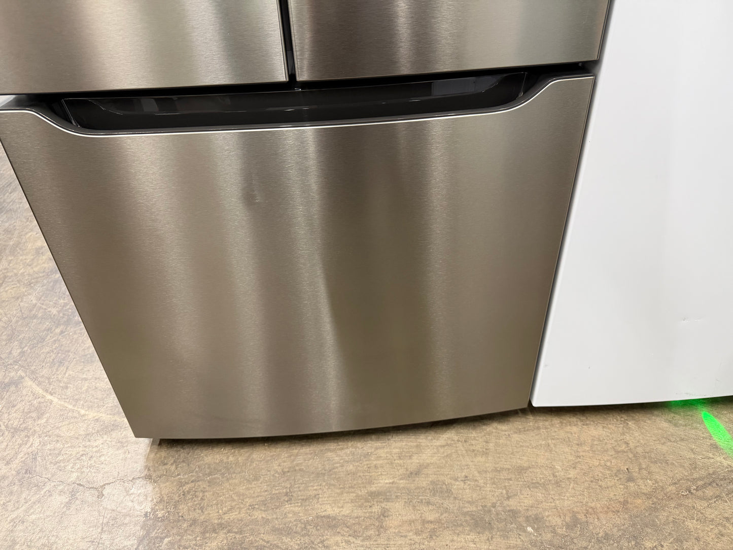 Frigidaire Gallery 20.0 Cu. Ft.
Standard-Depth French Door
Refrigerator
GRFN2023AF