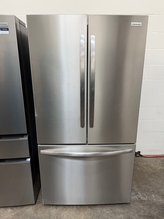 Frigidaire  FRFN2813AF
36 Inch Freestanding French Door Refrigerator with 28.8 cu. ft. Capacity, 3 Glass Shelves, Full-Width Drawer, Gallon Door Bins, EvenTemp Cooling, Internal Water Dispenser, and ENERGY STAR