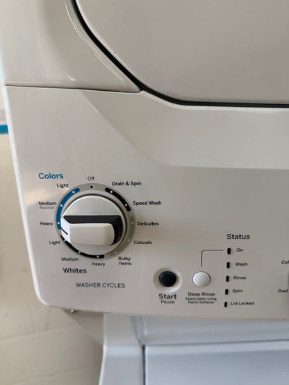 GE Unitized Spacemaker® ENERGY STAR 3.9 cu. ft. Capacity Washer with Stainless Steel Basket and 5.9 cu. ft. Capacity Electric Dryer

Model #:GUD27EESM1WW