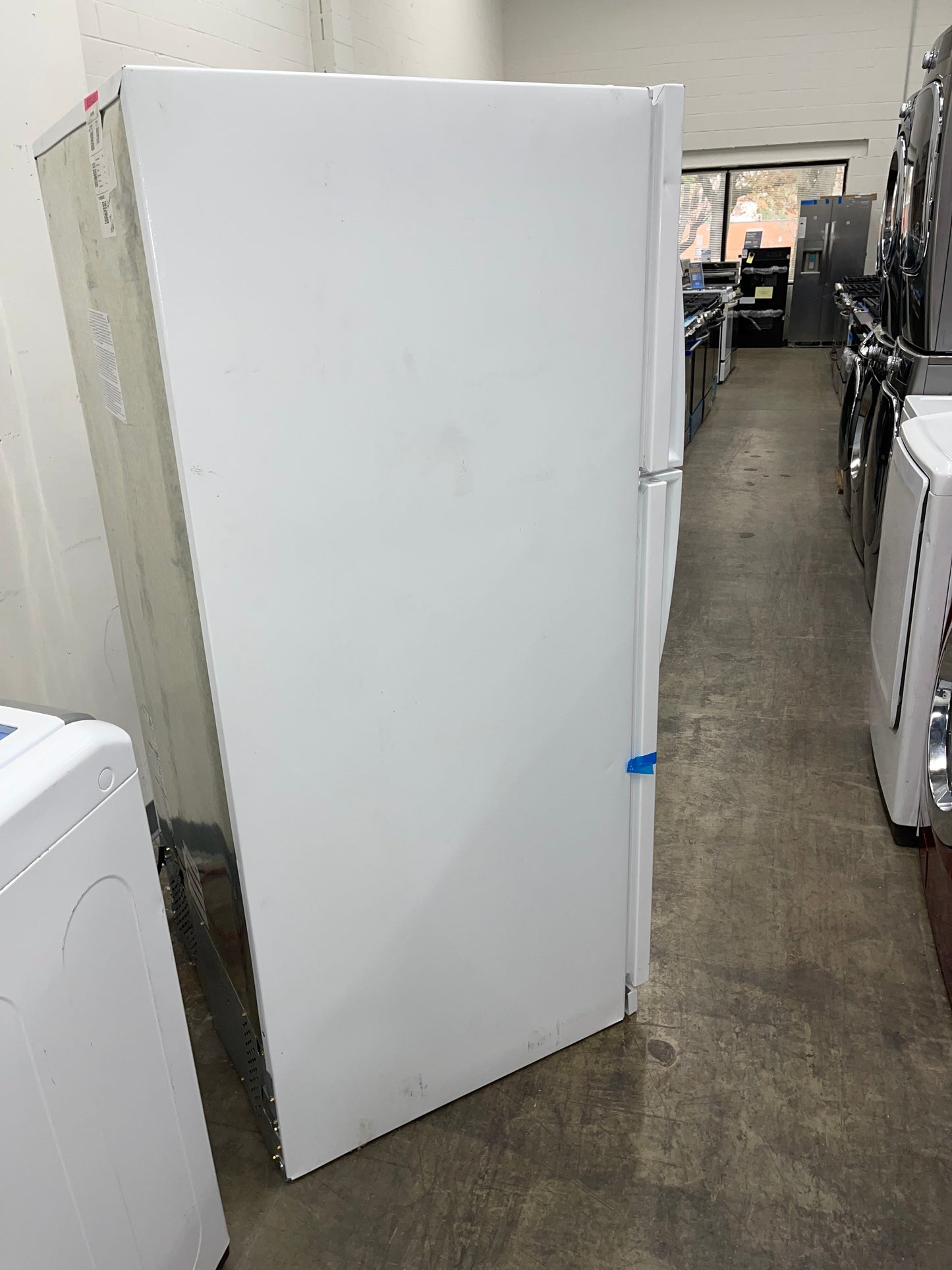 Whirlpool  WRT311FZDW
33 Inch Top Freezer Refrigerator with 20.5 Cu. Ft. Total Capacity, Frameless Glass Shelves, Flexi-Slide™ Bin, Humidity-Controlled Crispers, LED Lighting, Quiet Cooling, EZ Connect Ice Maker Kit Compatible, and ADA Compliant: White