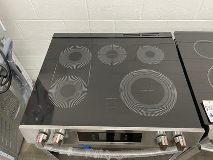 Frigidaire Gallery Series  GCFE3060BF
30 Inch Freestanding Electric Range with 5 Elements, 6.2 cu. ft. Total Convection Oven, Bridge Element, Steam+Self Clean, Storage Drawer, ADA Compliant, and Star-K: Stainless Steel