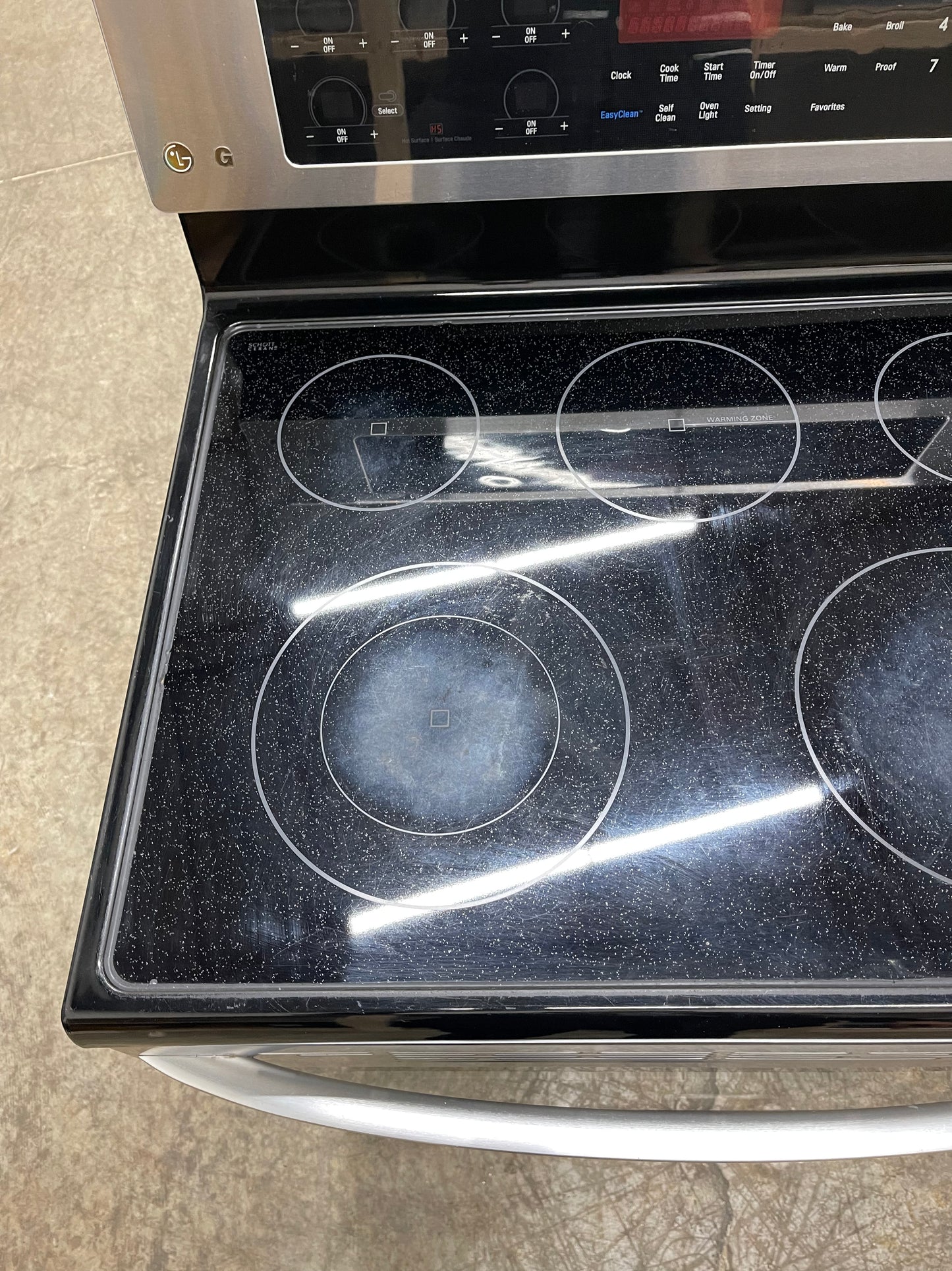 LG  LRE3083ST
30 Inch Electric Range with True Convection, IntuiTouch Controls, EasyClean , 5 Heating Elements, Power Burner, 6.3 cu. ft. Capacity, Brilliant Blue Interior, Storage Drawer and Star-K Certified: Stainless Steel