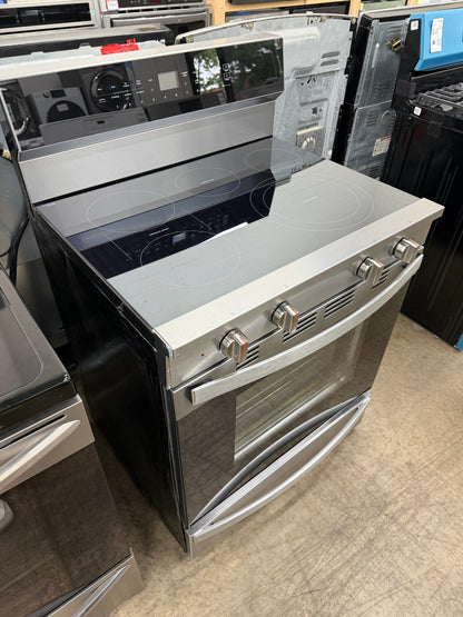 Whirlpool  WFES7530RZ
30 Inch Freestanding Electric Smart Range with 5 Radiant Elements, 5.3 cu. ft. Convection Oven