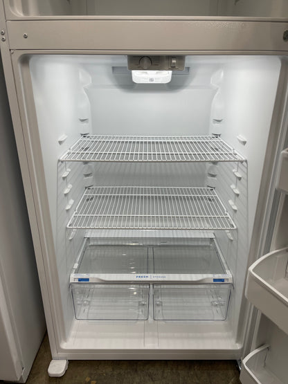 Frigidaire  FFTR1814WW
30 Inch Top Freezer Refrigerator with 18.3 Cu. Ft. Total Capacity, EvenTemp Cooling, Adjustable Shelves, Humidity-Controlled Crispers, Gallon Door Bins, LED Lighting, Ice Maker Ready, and ADA Compliant: White