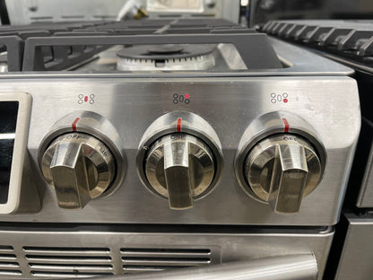 Samsung  NX58H9500WS
30 Inch Slide-In Gas Range with 5.8 cu. ft. True Convection Oven, Reversible Griddle, Self-Clean, Temperature Probe, Guiding Light Controls, 5 Sealed Burners, 18,000 BTU Center Burner, and Warming Drawer: Stainless Steel