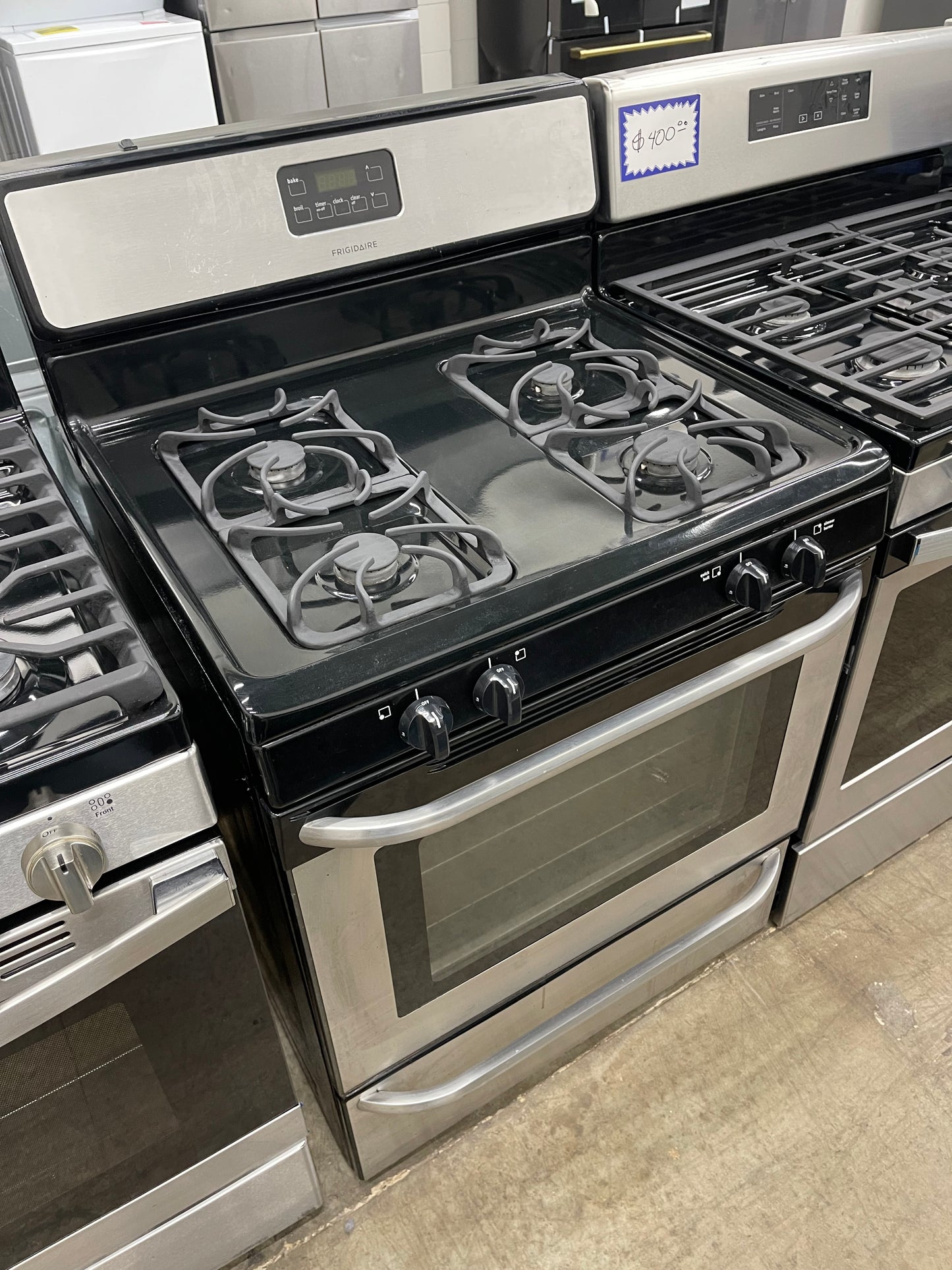 Frigidaire 30" Freestanding Gas Range in Stainless Steel