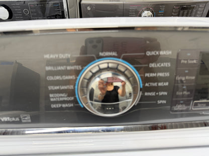 Samsung WA52M7750AW/A4 – 5.2 Cu. Ft. Top Load Washer and Samsung DVE52M7750W/A3 – 7.4 Cu. Ft. Electric Dryer
