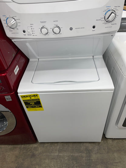 GE Unitized Spacemaker® ENERGY STAR 3.9 cu. ft. Capacity Washer with Stainless Steel Basket and 5.9 cu. ft. Capacity Electric Dryer

Model #:GUD27EESNWW