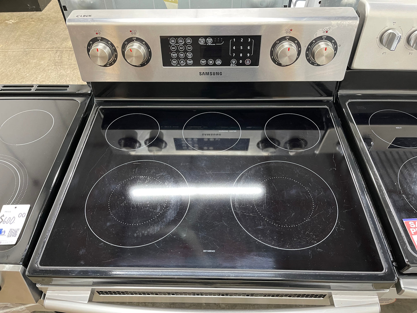 Samsung  FTQ352IWUX
30 Inch Freestanding Electric Range with 5 Elements Including Dual Burners, 5.9 cu. ft. 3-Fan True European Convection Oven, Steam/Self Cleaning, Proofing, Sabbath Mode and Warming Drawer