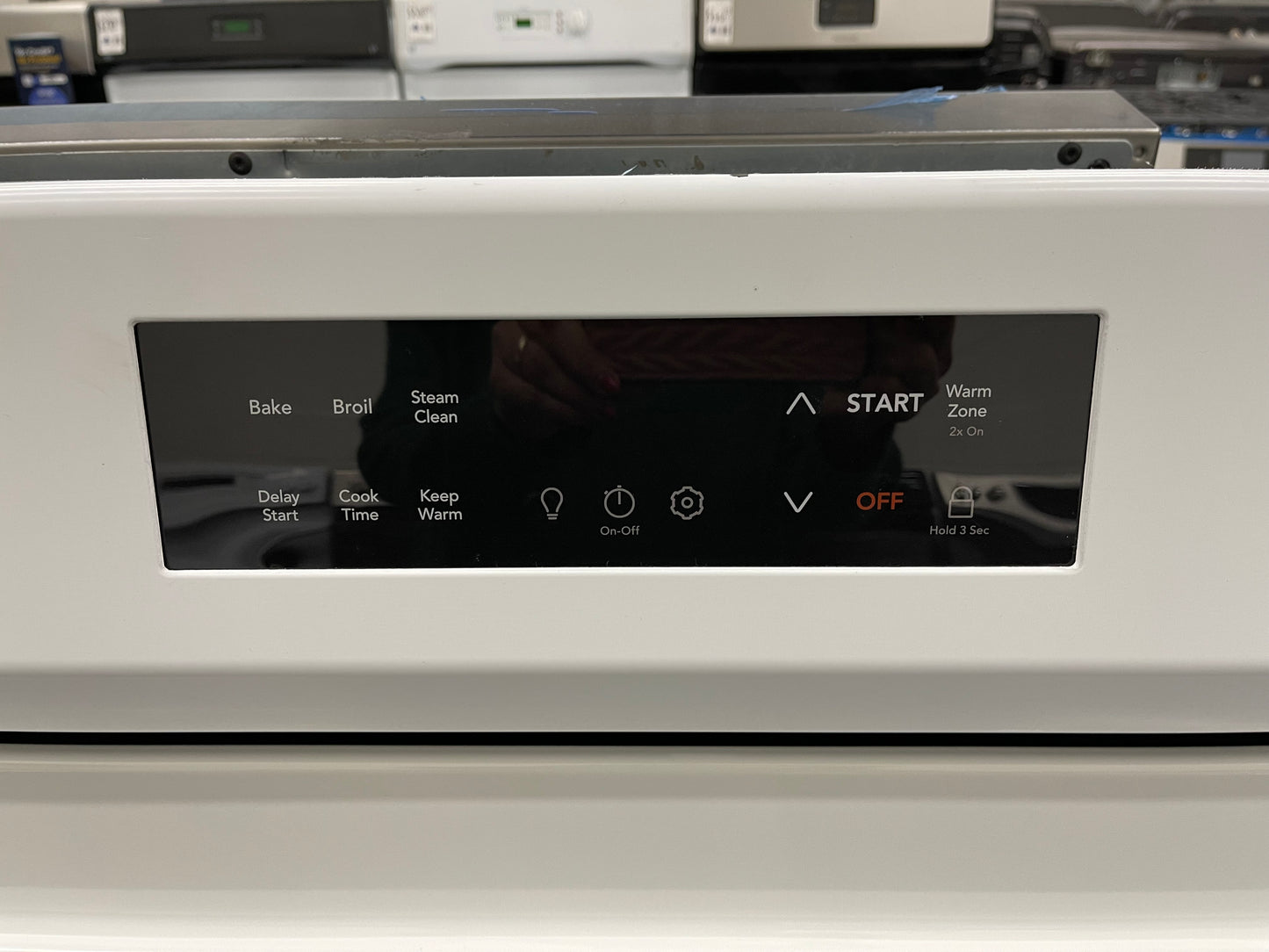 Frigidaire  FCRE3062AW
30 Inch Freestanding Electric Range with 5 Elements, 5.3 cu. ft. Capacity, EvenTemp Element, SpaceWise Element, Storage Drawer, and Steam Clean: White