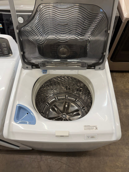 Samsung WA52M7750AW/A4 – 5.2 Cu. Ft. Top Load Washer and Samsung DVE52M7750W/A3 – 7.4 Cu. Ft. Electric Dryer