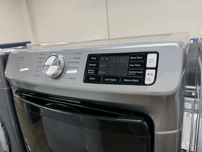 Maytag  MHW6630HC
27 Inch Front Load Washer with 4.8 cu. ft and Maytag  MED6630HC
27 Inch Electric Dryer with 7.3 Cu. Ft.