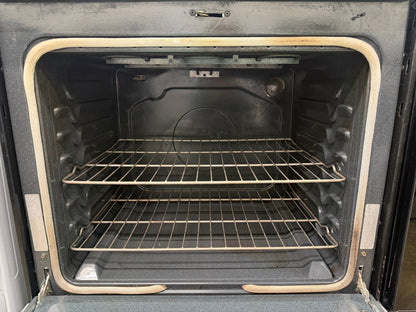 Maytag  MER5755QAS
30 Inch Freestanding Electric Range w/ Precision Cooking System & Hot-Surface Indicator Light: Stainless Steel