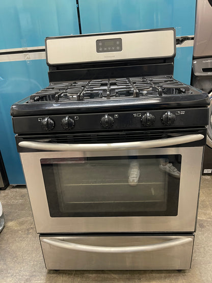 Frigidaire 30-in 5 Burners 4.2-cu ft Freestanding Gas Range in Stainless Steel-Model #FGF348KCN
