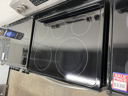 GCRE3060AF
Frigidaire Gallery 30'' Freestanding Electric Range with Air Fry