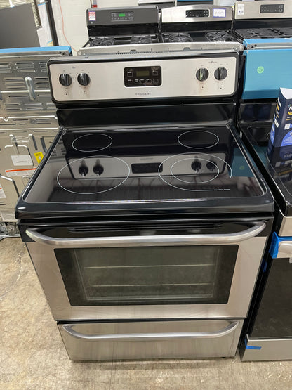 Frigidaire  FFEF3043LS
30 Inch Electric Range with SpaceWise Element, Store-More Drawer, Ready-Select Controls, 4 Radiant Elements, 4.8 cu. ft. Oven Capacity and Timed Cook