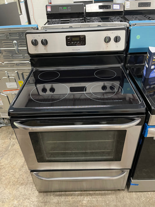 Frigidaire  FFEF3043LS
30 Inch Electric Range with SpaceWise Element, Store-More Drawer, Ready-Select Controls, 4 Radiant Elements, 4.8 cu. ft. Oven Capacity and Timed Cook
