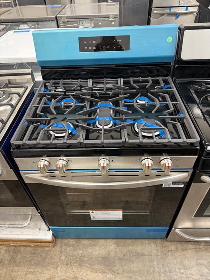 Frigidaire 30-in 5 burners 5.1-cu ft Freestanding Natural Gas Range in Stainless Steel-Model #FCRG306LAFB