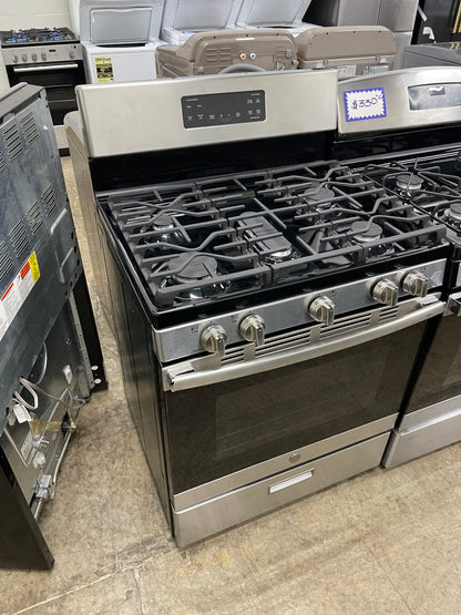 GE 30 in. 5.0 cu. ft. Freestanding Gas Range in Stainless Steel - Model: JGBS66REK3SS