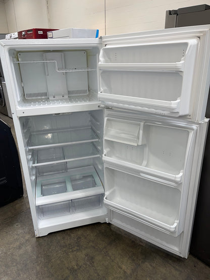 Hotpoint 15.8 Cu. Ft. Top-Freezer Refrigerator
HTS16GBRFRWW