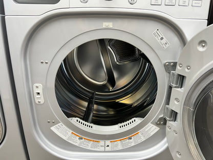LG Front-Load 4.5-cu ft Washer and 7.4-cu ft Electric Dryer Set in Pure Silver