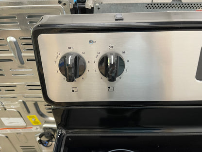 Frigidaire  FFEF3043LS
30 Inch Electric Range with SpaceWise Element, Store-More Drawer, Ready-Select Controls, 4 Radiant Elements, 4.8 cu. ft. Oven Capacity and Timed Cook