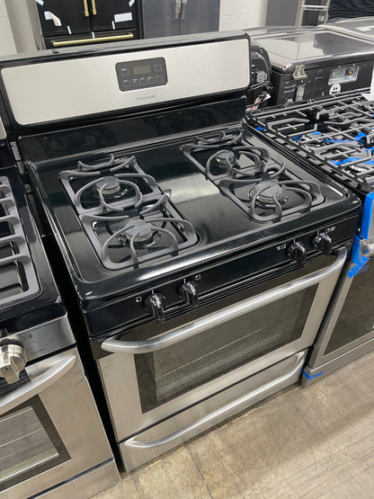 Frigidaire 30" Freestanding Gas Range in Stainless Steel