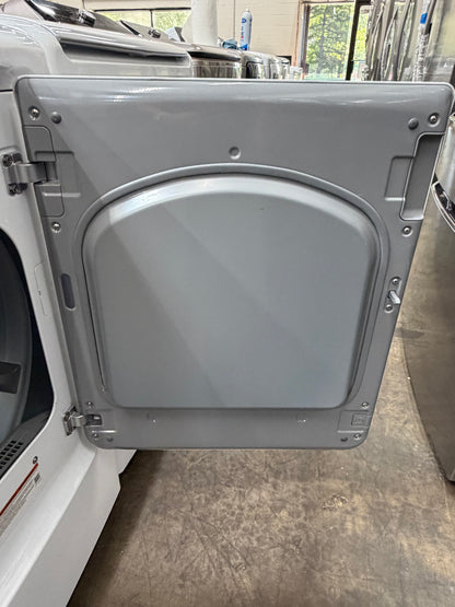 Samsung WA45H7000AW/A2 Top Load Washer – 4.5 Cu. Ft. And Samsung Electric Dryer – 7.4 Cu. Ft.