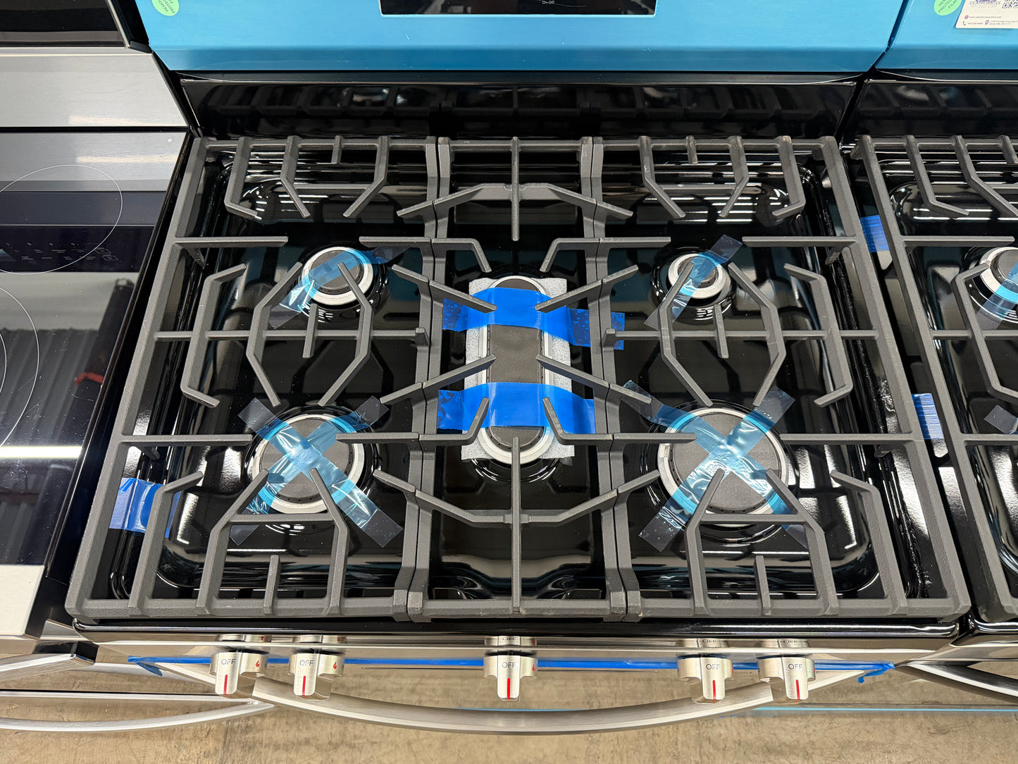 Frigidaire 30-in 5 Burners 5.1-cu ft Air Fry Convection Oven Freestanding Gas Range in Stainless Steel-Model #FCRG3083AS